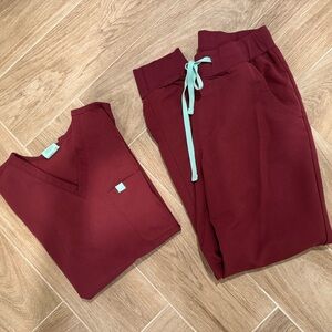 Women’s Garde-Malade Scrub Set Size Small